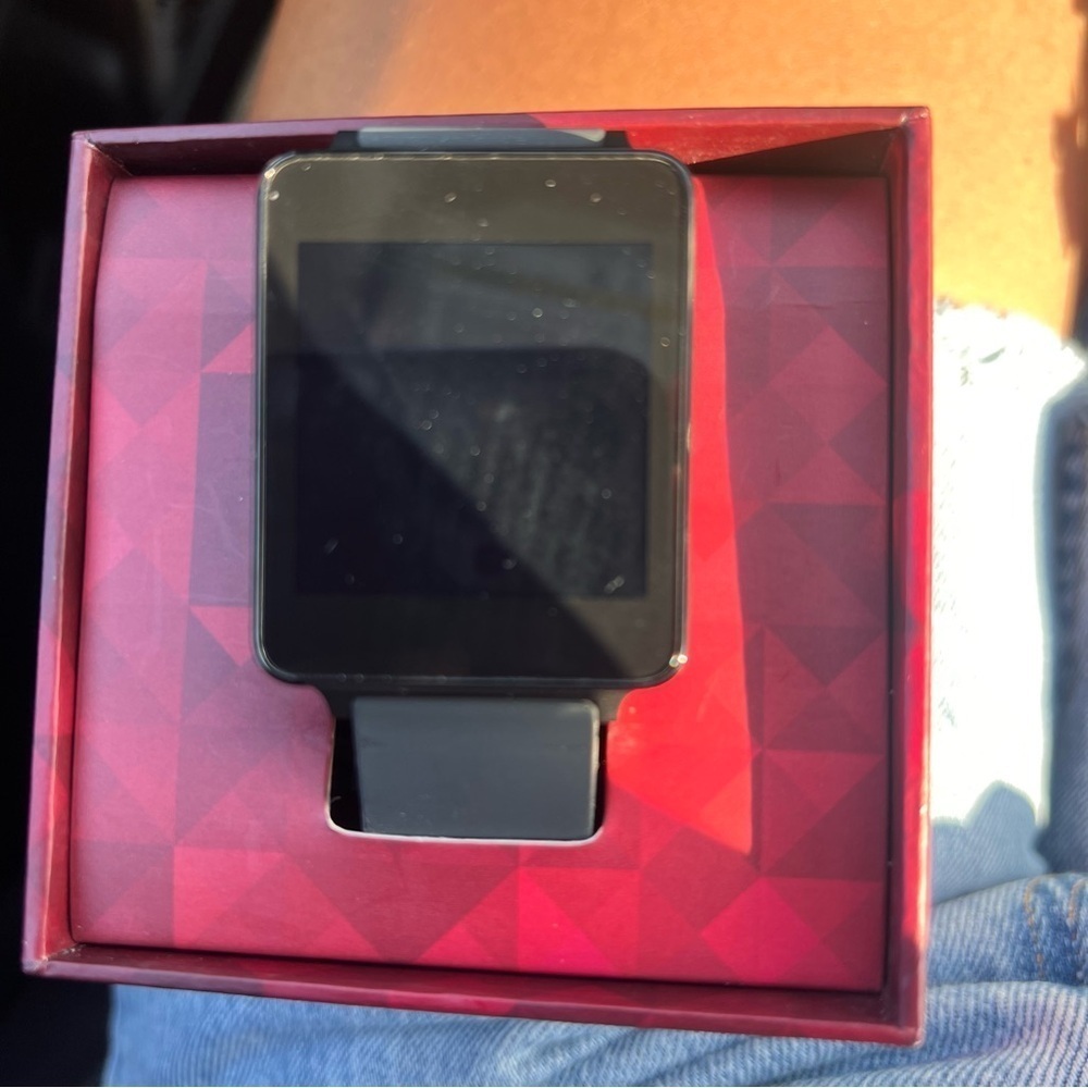 New in box LG G smartwatch/ LG-W100 - Picture 4 of 5